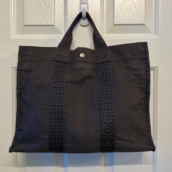 Authentic HERMÈS Fourre-Tout GM - Picture 1 of 14